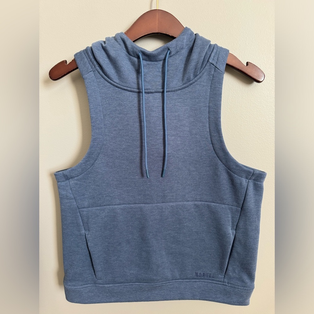 NOBULL Women's Microplush Sleeveless Hoodie Small